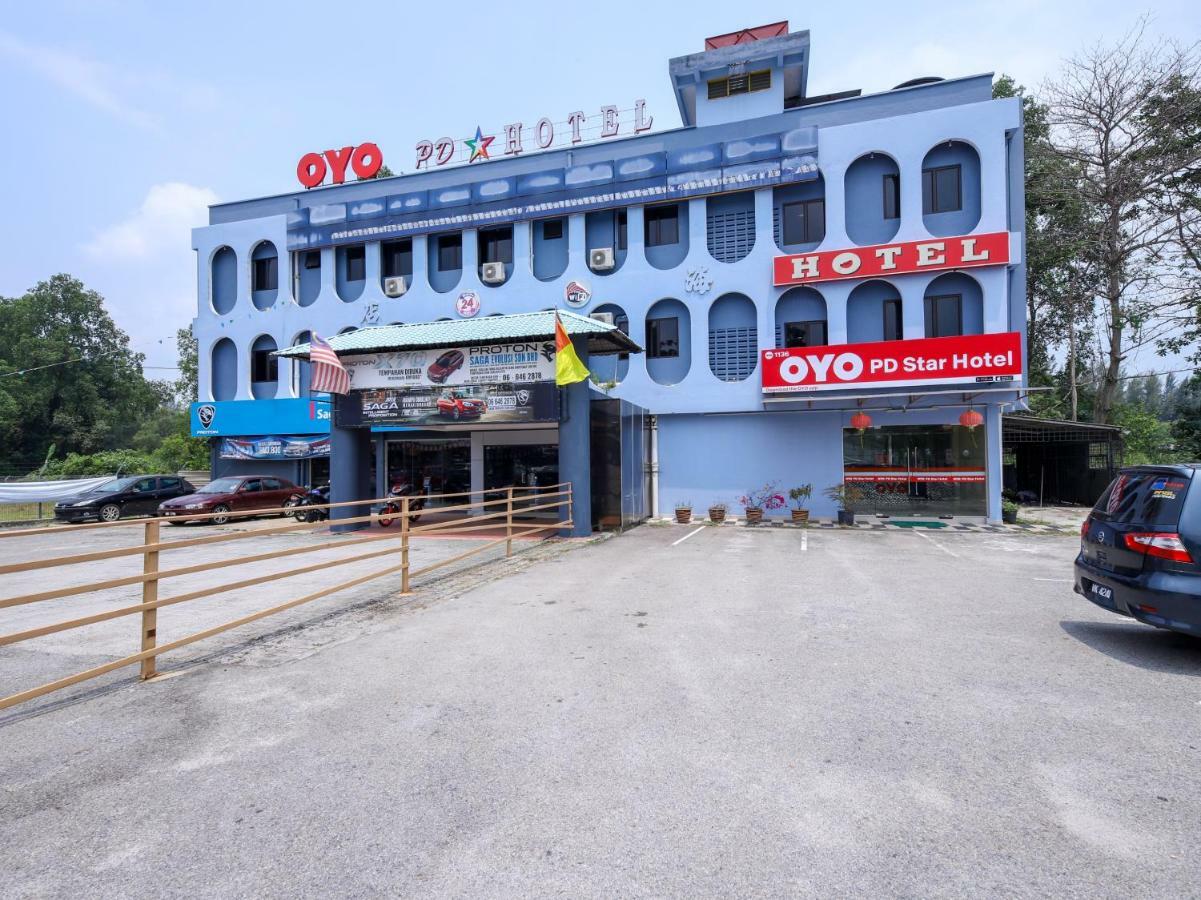 Oyo 1136 Pd Star Hotel 波德申 外观 照片